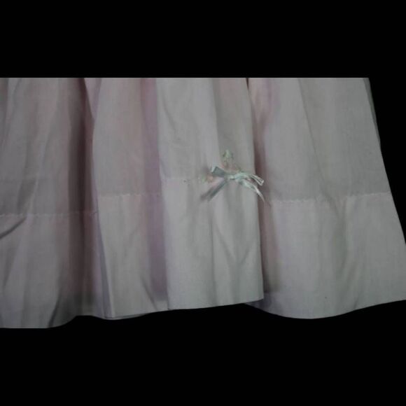 Sarah Loiuse England Pink Embroidered Baby Dress - 6 months long sleeve.


Sku 2 - Picture 7 of 11